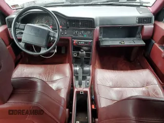 1990 Volvo 760 z VIN YV1GA8740L0089828, wystawiony jako Copart lot #84668844 z przebiegiem 272 600 mil mil oraz Szkody całkowita. Historia ofert i sprzedaży dostępna na DreamBid. Obrazek 8.
