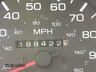 1993 Nissan Frontier z VIN 1N6SD16S9PC432779, wystawiony jako IAAI lot #41384962 z przebiegiem 189 422 mil mil oraz . Historia ofert i sprzedaży dostępna na DreamBid. Obrazek 12.