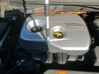 2017 Hyundai Sonata Limited with VIN KMHE34L31HA075219, listed as a Copart auction lot 86843215 with 97,201 mi miles and Salvage title. Bid and sale history available at DreamBid. Image 14.