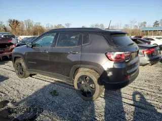 2020 Jeep Compass Altitude with VIN 3C4NJCBB9LT176748, listed as a Copart auction lot 50123145 with 87,018 mi miles and Clean Title. Bid and sale history available at carsss.com. Image 2.