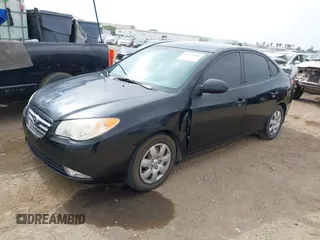 2009 Hyundai Elantra GLS z VIN KMHDU46D39U793576, wystawiony jako IAAI lot #42439180 z przebiegiem 153 254 mil mil oraz . Historia ofert i sprzedaży dostępna na DreamBid. Obrazek 2.