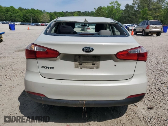 2015 Kia Forte LX with VIN KNAFK4A68F5296702, listed as a Copart auction lot 54503575 with 122,148 mi miles and Clean Title. Bid and sale history available at carsss.com. Image 6.