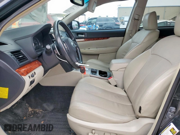 2012 Subaru Outback Limited z VIN 4S4BRCKC3C3253979, wystawiony jako Copart lot #57267245 z przebiegiem 152 384 mil mil oraz Szkoda całkowita • Salvage title. Historia ofert i sprzedaży dostępna na DreamBid. Obrazek 7.