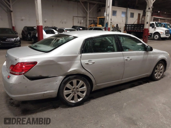 2007 Toyota Avalon XL with VIN 4T1BK36B37U227131, listed as a IAAI auction lot 41221104 with 141,852 mi miles. Bid and sale history available at carsss.com. Image 6.