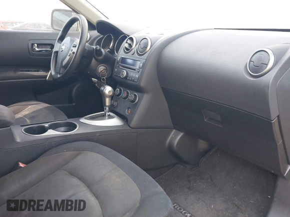 2009 Nissan Rogue SL with VIN JN8AS58V99W177821, listed as a IAAI auction lot 42175364 with 111,440 mi miles. Bid and sale history available at carsss.com. Image 5.