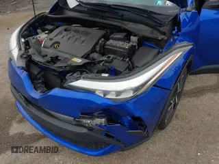 2020 Toyota C-HR LE with VIN NMTKHMBX4LR116336, listed as a IAAI auction lot 42029685 with 77,603 mi miles. Bid and sale history available at carsss.com. Image 17.