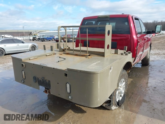 2011 Ram 2500 Big Horn with VIN 3D7UT2CL4BG562465, listed as a IAAI auction lot 41412255 with 220,367 mi miles. Bid and sale history available at carsss.com. Image 4.