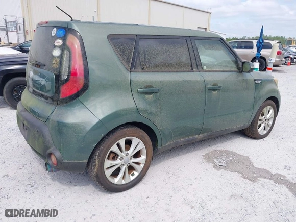 2014 Kia Soul + with VIN KNDJP3A53E7019233, listed as a IAAI auction lot 42038590 with 132,248 mi miles. Bid and sale history available at carsss.com. Image 4.