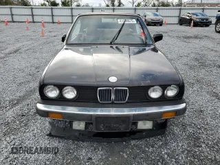 1988 BMW 3 Series z VIN WBABB2305J8860891, wystawiony jako Copart lot #41530675 z przebiegiem 123 974 mil mil oraz Czysty tytuł • Clean title. Historia ofert i sprzedaży dostępna na DreamBid. Obrazek 5.