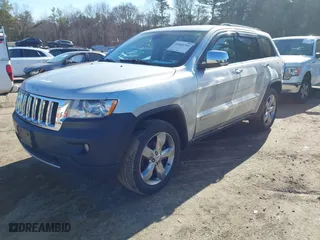 2013 Jeep Grand Cherokee Limited with VIN 1C4RJFBG5DC634023, listed as a IAAI auction lot 41828704 with 132,286 mi miles. Bid and sale history available at carsss.com. Image 17.