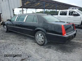 2011 Cadillac DTS Professional Limousine z VIN 1GE9K9C64BU550391, wystawiony jako Copart lot #64966434 z przebiegiem 54 121 mil mil oraz Tytuł czysty. Historia ofert i sprzedaży dostępna na DreamBid. Obrazek 2.