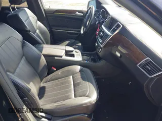 2014 Mercedes-Benz GL-Class GL 450 with VIN 4JGDF7CEXEA277610, listed as a IAAI auction lot 41909424 with 164,437 mi miles. Bid and sale history available at carsss.com. Image 5.