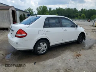 2011 Nissan Versa S z VIN 3N1BC1AP6BL449094, wystawiony jako Copart lot #62844835 z przebiegiem 166 749 mil mil oraz Szkoda całkowita • Salvage title. Historia ofert i sprzedaży dostępna na DreamBid. Obrazek 3.