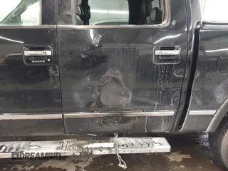 2011 Ford F-150 XLT with VIN 1FTFW1ET1BFD35317, listed as a IAAI auction lot 41322730 with 188,432 mi miles. Bid and sale history available at carsss.com. Image 6.