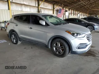2017 Hyundai Santa Fe 2.4L z VIN 5XYZT3LB7HG495591, wystawiony jako Copart lot #58446915 z przebiegiem Nie podano mil oraz Czysty tytuł • Clean title. Historia ofert i sprzedaży dostępna na DreamBid. Obrazek 4.