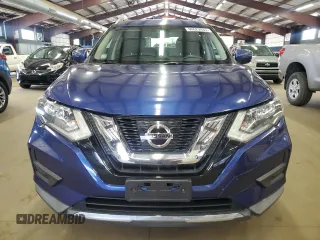 2017 Nissan Rogue SV z VIN KNMAT2MV4HP602321, wystawiony jako Copart lot #60622935 z przebiegiem 92 527 mil mil oraz Czysty tytuł • Clean title. Historia ofert i sprzedaży dostępna na DreamBid. Obrazek 5.
