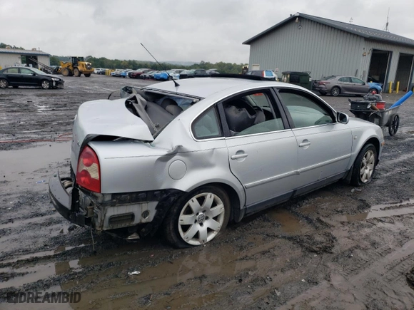 2003 Volkswagen Passat GLX with VIN WVWRH63BX3P342115, listed as a Copart auction lot 73956254 with 0 mi miles and Salvage Title. Bid and sale history available at carsss.com. Image 3.