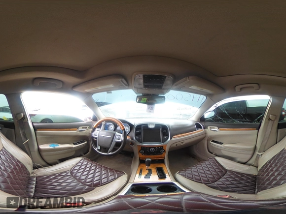 2012 Chrysler 300 C z VIN 2C3CCAET6CH160837, wystawiony jako IAAI lot #41450010 z przebiegiem 201 992 mil mil oraz . Historia ofert i sprzedaży dostępna na DreamBid. Obrazek 18.