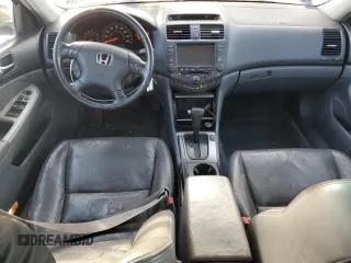 2005 Honda Accord EX with VIN 1HGCM56765A017181, listed as a Copart auction lot 86610234 with 243,279 mi miles and Clean Title. Bid and sale history available at DreamBid. Image 8.