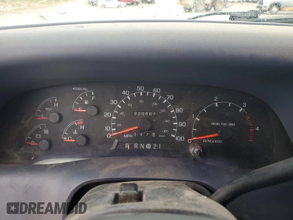 1999 Ford F-350 XL z VIN 1FTWX33F7XEA28950, wystawiony jako Copart lot #85951064 z przebiegiem 320 667 mil mil oraz Nie do naprawy • Non repairable. Historia ofert i sprzedaży dostępna na DreamBid. Obrazek 9.