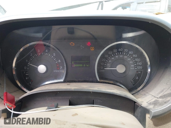2006 Mercury Mountaineer Premier z VIN 4M2EU38896UJ20509, wystawiony jako IAAI lot #42350427 z przebiegiem 248 099 mil mil oraz . Historia ofert i sprzedaży dostępna na DreamBid. Obrazek 7.