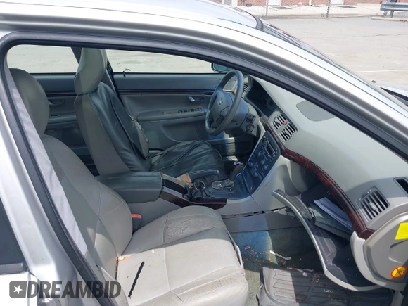 2002 Volvo S80 с VIN YV1TS91D421263502, выставлен на аукционе IAAI как лот 42401419 с пробегом 228 085 миль миль и . История ставок и продаж доступна на DreamBid. Изображение 5.