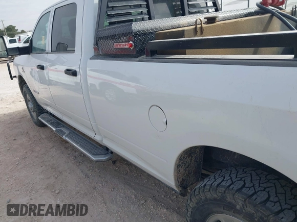 2022 Ram 2500 Tradesman with VIN 3C6UR5HL5NG155348, listed as a IAAI auction lot 41558324 with 118,500 mi miles and . Bid and sale history available at DreamBid. Image 3.