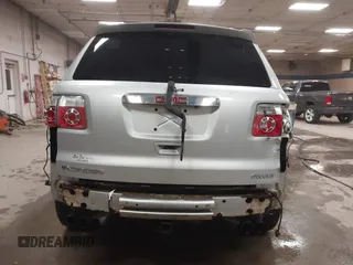 2011 GMC Acadia SLT1 with VIN 1GKKVRED3BJ411906, listed as a IAAI auction lot 41139873 with 197,267 mi miles. Bid and sale history available at carsss.com. Image 18.