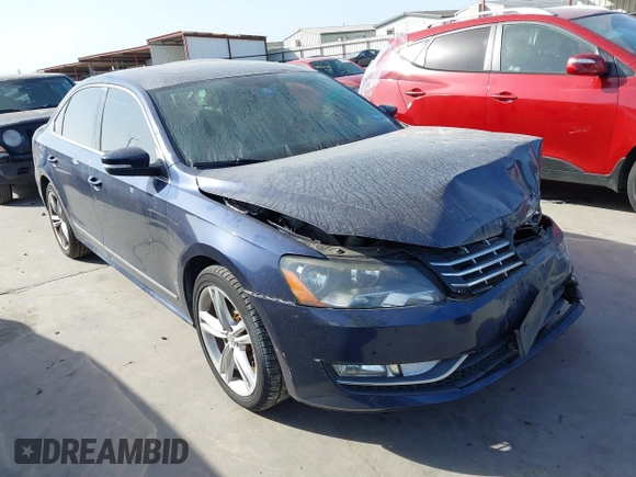 2013 Volkswagen Passat SEL Premium z VIN 1VWCN7A33DC125396, wystawiony jako IAAI lot #41862605 z przebiegiem 123 542 mil mil oraz . Historia ofert i sprzedaży dostępna na DreamBid. Obrazek 1.