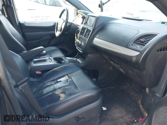 2020 Dodge Grand Caravan GT with VIN 2C4RDGEG5LR204555, listed as a IAAI auction lot 41087394 with 152,009 mi miles and . Bid and sale history available at DreamBid. Image 5.