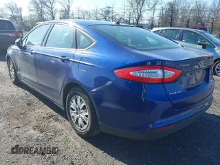 2013 Ford Fusion S with VIN 3FA6P0G79DR294759, listed as a IAAI auction lot 41989625 with 182,455 mi miles. Bid and sale history available at carsss.com. Image 3.