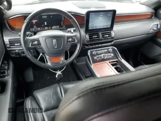 2020 Lincoln Navigator with VIN 5LMJJ2NT0LEL09760, listed as a Copart auction lot 86628254 with 118,733 mi miles and Salvage title. Bid and sale history available at DreamBid. Image 8.