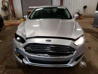 2016 Ford Fusion SE with VIN 3FA6P0H78GR100130, listed as a Copart auction lot 55770175 with 92,548 mi miles and Clean Title. Bid and sale history available at DreamBid. Image 5.