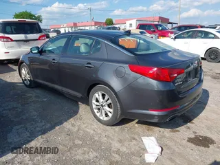 2011 Kia Optima EX with VIN KNAGN4A7XB5060289, listed as a IAAI auction lot 42149987 with 174,243 mi miles and . Bid and sale history available at carsss.com. Image 3.