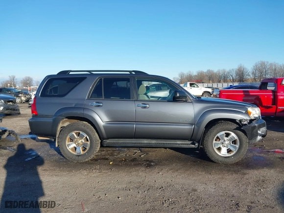 2007 Toyota 4Runner SR5 with VIN JTEBU14R870118007, listed as a IAAI auction lot 41380192 with 207,669 mi miles. Bid and sale history available at carsss.com. Image 13.
