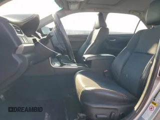 2015 Toyota Camry XLE z VIN 4T1BF1FK6FU058827, wystawiony jako Copart lot #56230185 z przebiegiem 202 052 mil mil oraz Szkoda całkowita • Salvage title. Historia ofert i sprzedaży dostępna na DreamBid. Obrazek 7.