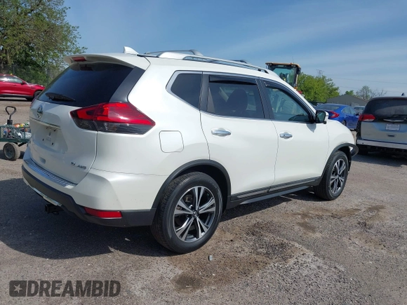 2017 Nissan Rogue SL with VIN 5N1AT2MV4HC739228, listed as a IAAI auction lot 39554820 with 40,576 mi miles and . Bid and sale history available at carsss.com. Image 4.