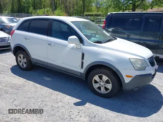 2008 Saturn VUE XE with VIN 3GSCL33P28S668048, listed as a IAAI auction lot 42082150 with 179,937 mi miles. Bid and sale history available at carsss.com. Image 1.