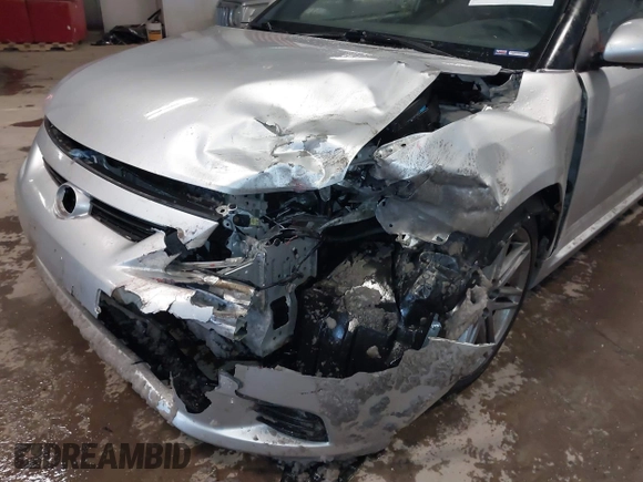 2011 Scion tC z VIN JTKJF5C76B3006789, wystawiony jako IAAI lot #41571706 z przebiegiem 92 169 mil mil oraz . Historia ofert i sprzedaży dostępna na DreamBid. Obrazek 6.