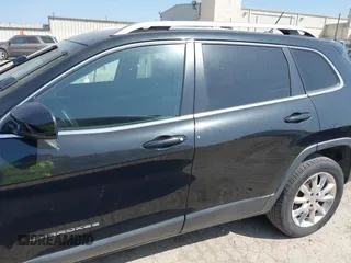 2014 Jeep Cherokee Limited with VIN 1C4PJMDS5EW242544, listed as a IAAI auction lot 42213907 with 114,515 mi miles and . Bid and sale history available at DreamBid. Image 14.