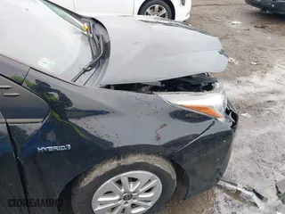 2016 Toyota Prius Two with VIN JTDKBRFU2G3523028, listed as a IAAI auction lot 41709054 with 101,496 mi miles. Bid and sale history available at carsss.com. Image 6.