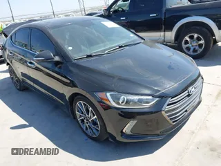 2017 Hyundai Elantra SE z VIN 5NPD84LF9HH102798, wystawiony jako IAAI lot #41802392 z przebiegiem 96 529 mil mil oraz . Historia ofert i sprzedaży dostępna na DreamBid. Obrazek 1.