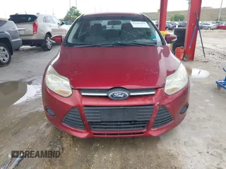 2013 Ford Focus SE with VIN 1FADP3F2XDL175065, listed as a IAAI auction lot 41982870 with 120,661 mi miles. Bid and sale history available at carsss.com. Image 6.