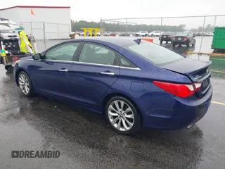 2012 Hyundai Sonata SE z VIN 5NPEC4AC5CH485157, wystawiony jako IAAI lot #42328758 z przebiegiem 222 576 mil mil oraz . Historia ofert i sprzedaży dostępna na DreamBid. Obrazek 3.