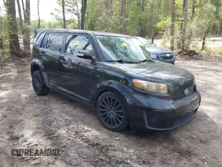 2010 Scion xB with VIN JTLZE4FE8A1112466, listed as a IAAI auction lot 42016526 with 183,658 mi miles. Bid and sale history available at carsss.com. Image 1.