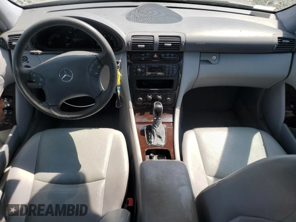 2004 Mercedes-Benz C 240 with VIN WDBRF61J44A551739, listed as a Copart auction lot 55145435 with 82,864 mi miles and Salvage title. Bid and sale history available at DreamBid. Image 8.