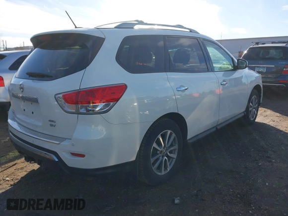2014 Nissan Pathfinder SL z VIN 5N1AR2MM1EC705913, wystawiony jako IAAI lot #41718406 z przebiegiem 153 398 mil mil oraz . Historia ofert i sprzedaży dostępna na DreamBid. Obrazek 4.