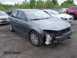 2014 Volkswagen Jetta S with VIN 3VW2K7AJ7EM325555, listed as a IAAI auction lot 42275608 with 121,979 mi miles and . Bid and sale history available at DreamBid. Image 1.