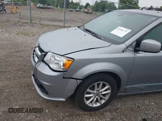 2018 Dodge Grand Caravan SXT z VIN 2C4RDGCG7JR301434, wystawiony jako IAAI lot #42510771 z przebiegiem 270 524 mil mil oraz . Historia ofert i sprzedaży dostępna na DreamBid. Obrazek 6.
