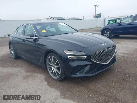 2023 Genesis G70 2.0T z VIN KMTG34TA5PU123377, wystawiony jako IAAI lot #41632566 z przebiegiem 12 184 mil mil oraz . Historia ofert i sprzedaży dostępna na DreamBid. Obrazek 1.